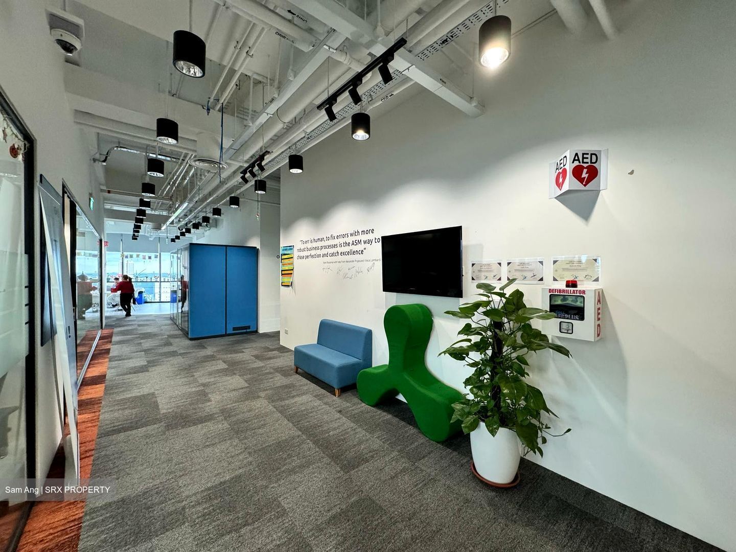 Woods Square (D25), Office #450290771